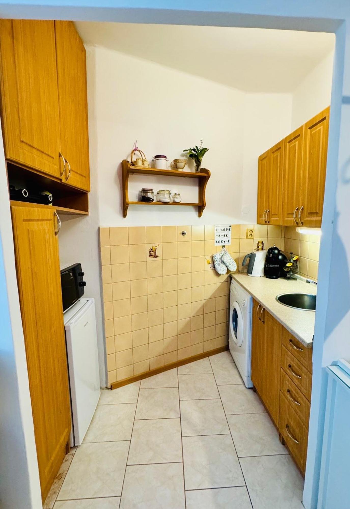 Garsonka Ve Dvore Dvůr Králové nad Labem Eksteriør bilde